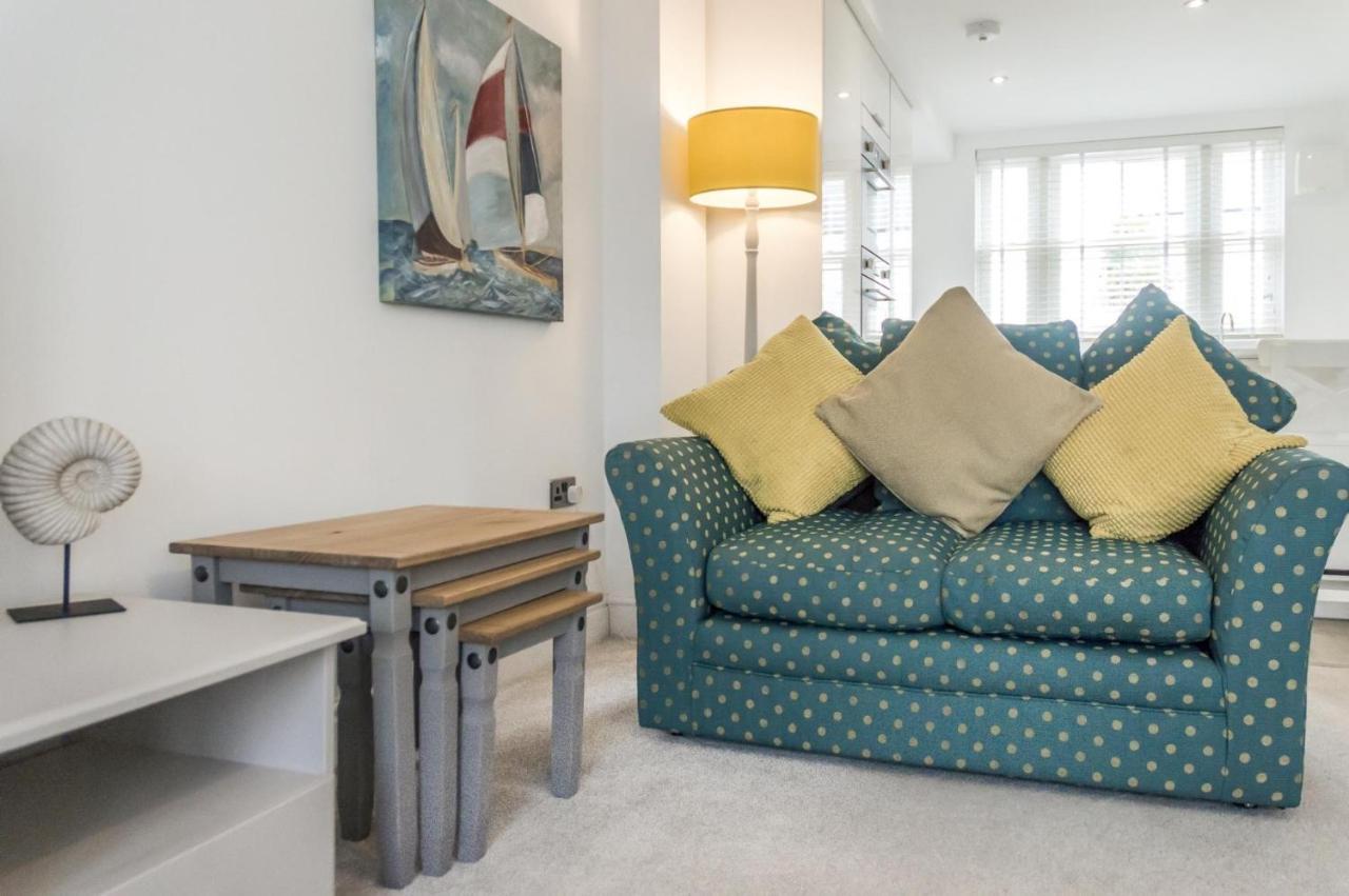 Milford Street - 5 Bedroom Luxurious Holiday Home - Saundersfoot Exteriör bild