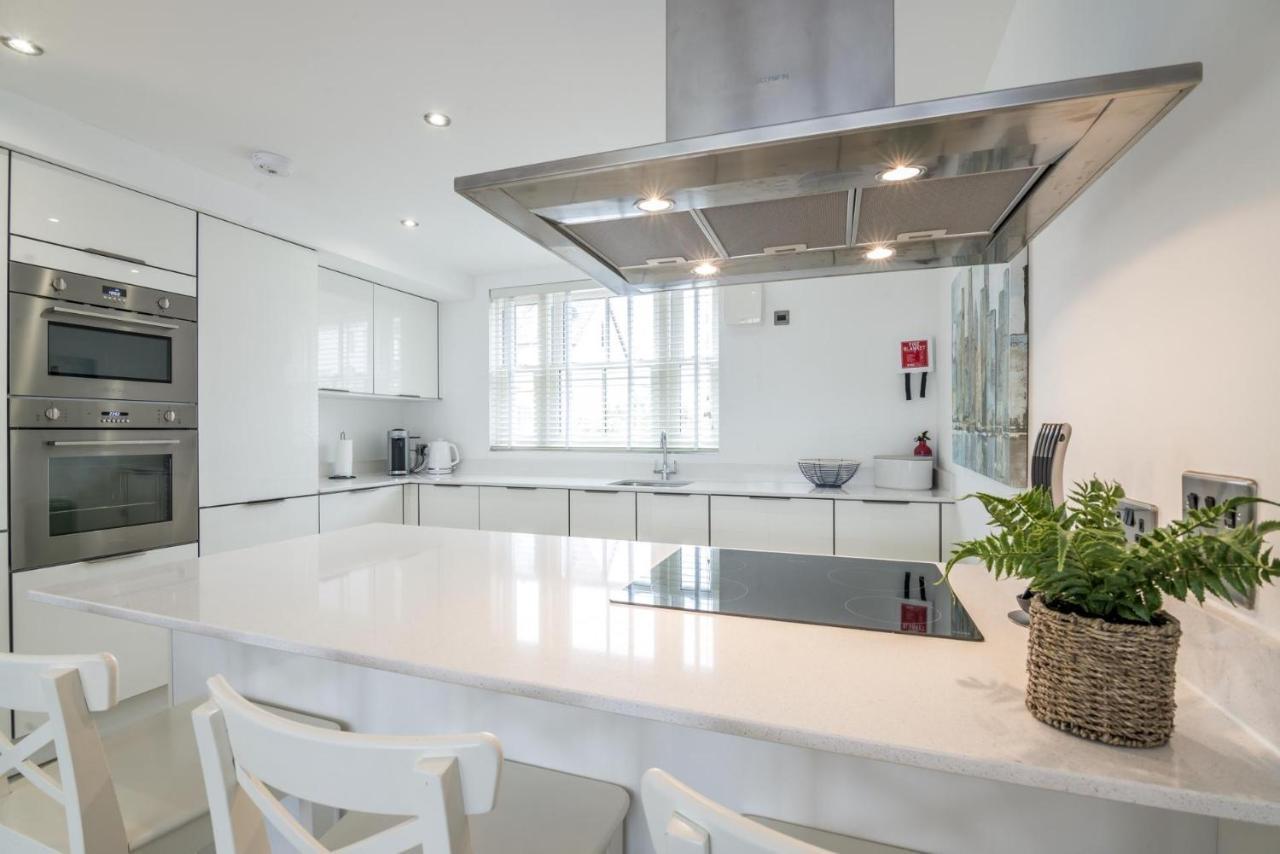 Milford Street - 5 Bedroom Luxurious Holiday Home - Saundersfoot Exteriör bild