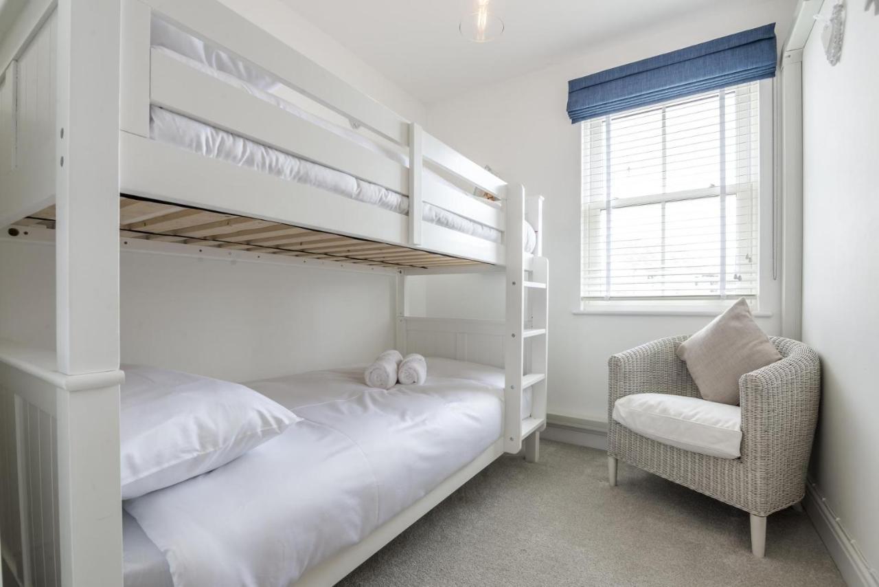 Milford Street - 5 Bedroom Luxurious Holiday Home - Saundersfoot Exteriör bild